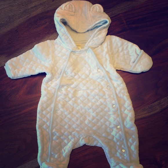 Nordstrom Baby Other - Quilted teddy bear cold weather bunted onesie